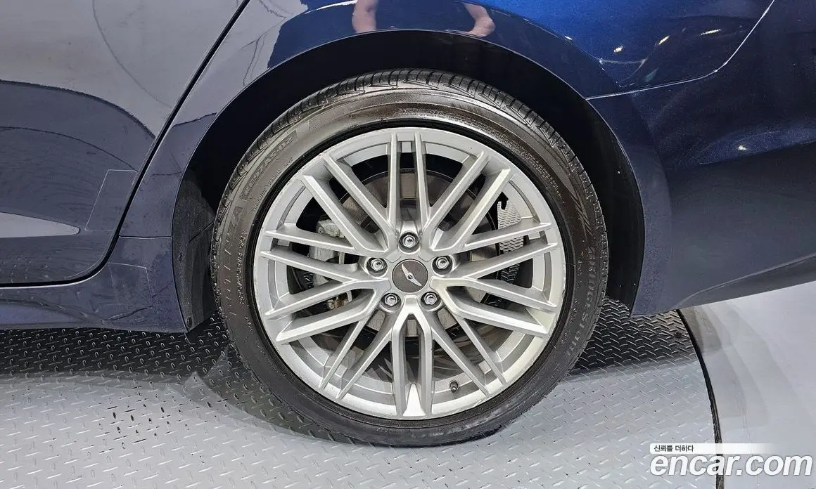 Genesis G70 2019 2.0 автомат (гидро), фото 7