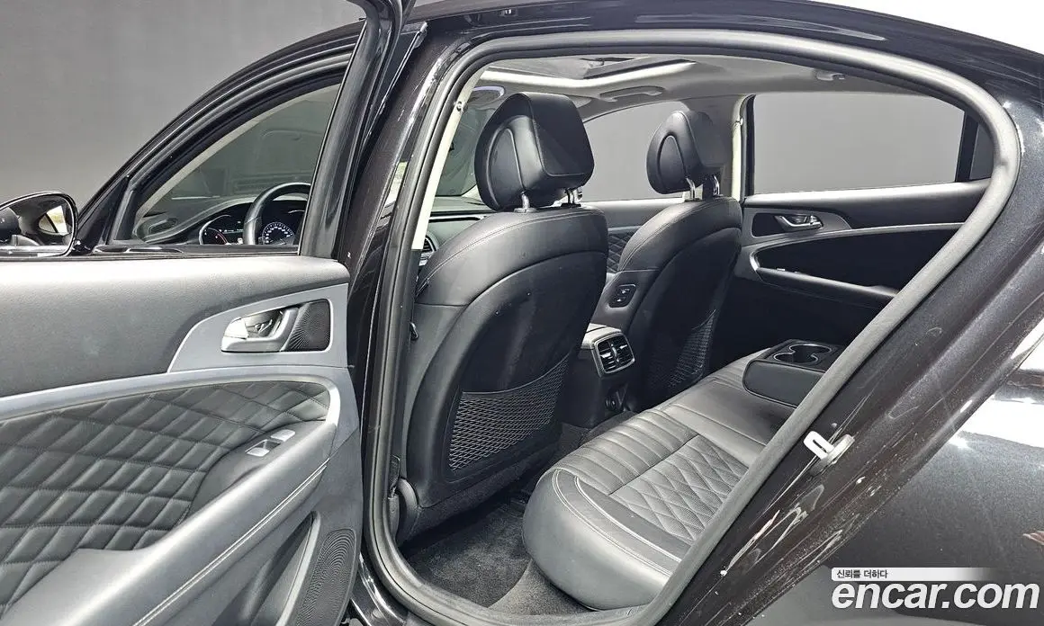 Genesis G70 2019 2.2 автомат (гидро), фото 18