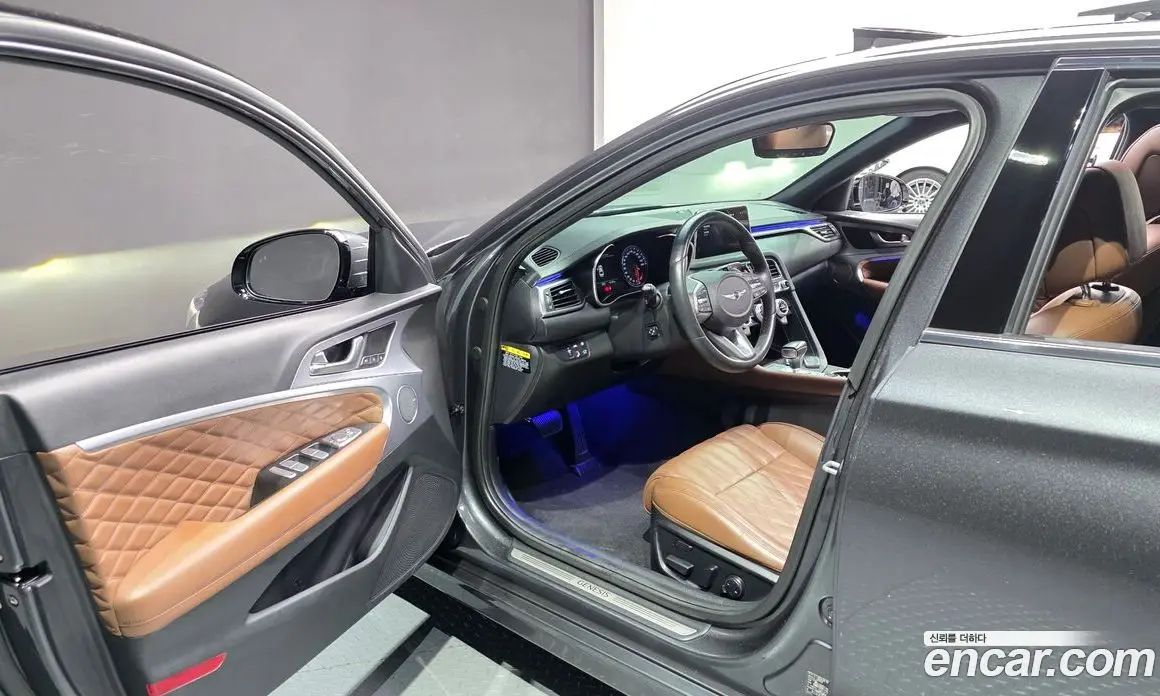 Genesis G70 2019 2.2 автомат (гидро), фото 13 Genesis G70 2019 2.2 автомат (гидро), фото 13