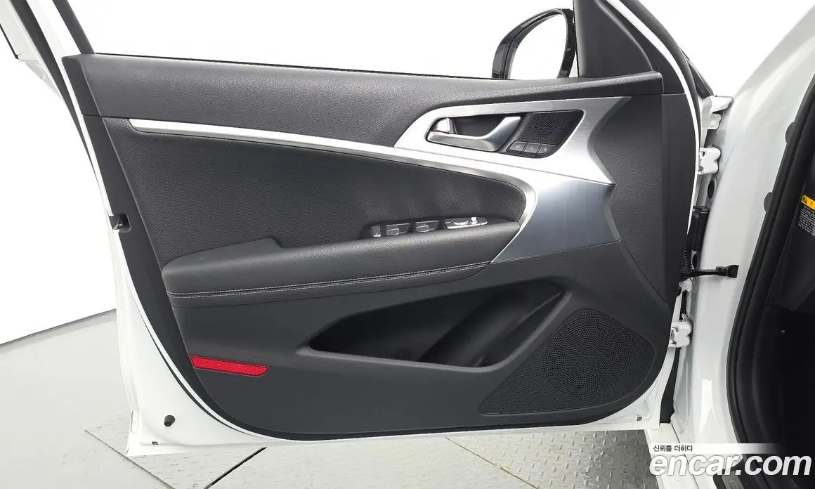 Genesis G70 2020 2.0 автомат (гидро), фото 13 Genesis G70 2020 2.0 автомат (гидро), фото 13
