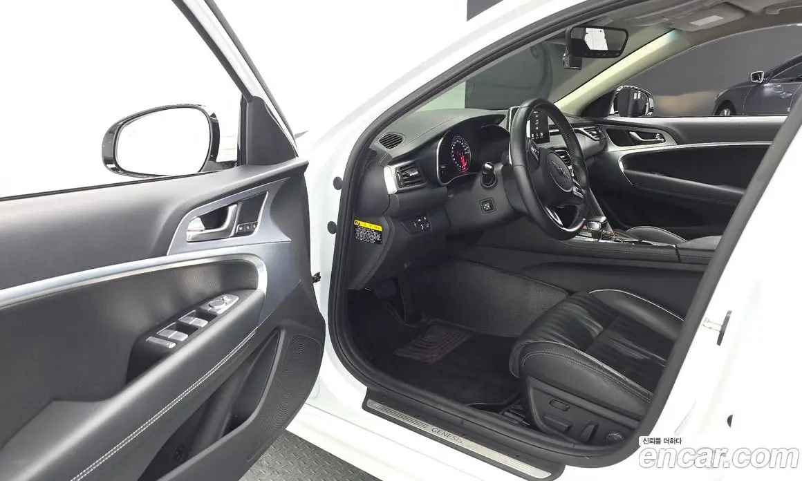 Genesis G70 2020 2.0 автомат (гидро), фото 16 Genesis G70 2020 2.0 автомат (гидро), фото 16