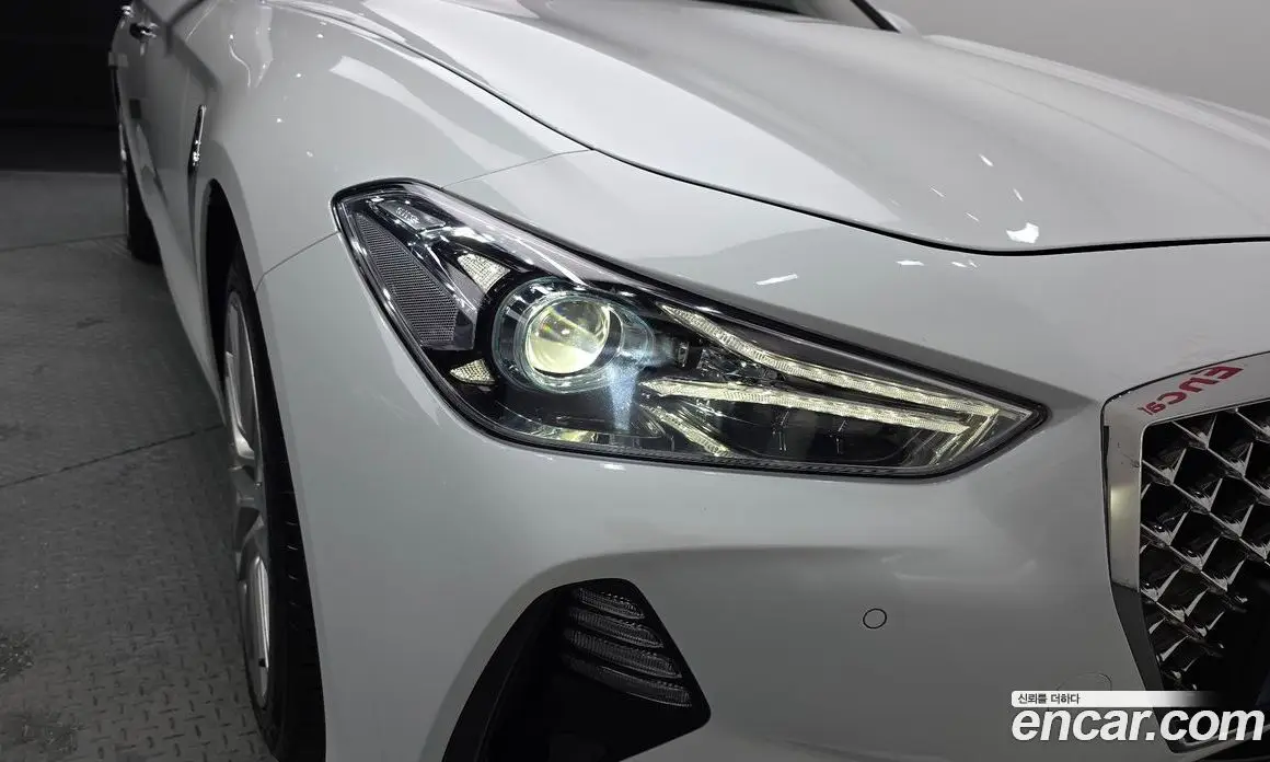 Genesis G70 2020 2.0 автомат (гидро), фото 7 Genesis G70 2020 2.0 автомат (гидро), фото 7