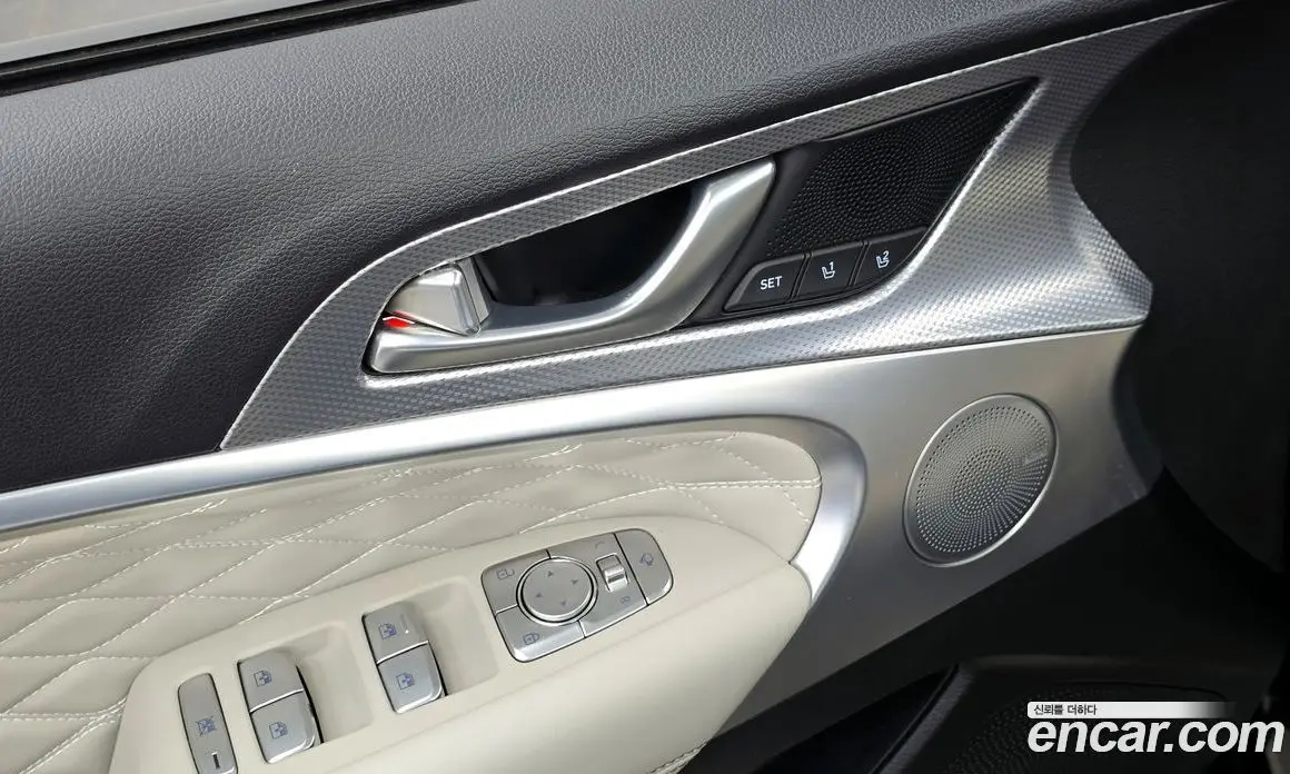 Genesis G70 2022 3.3 автомат (гидро), фото 17