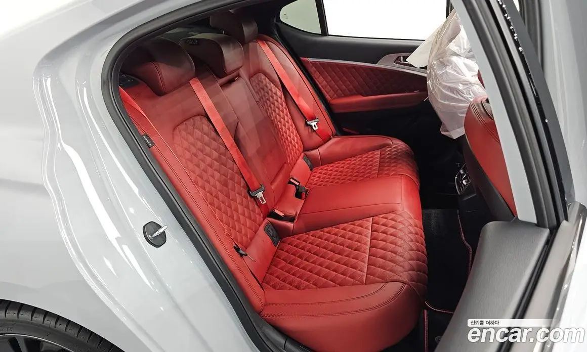 Genesis G70 2022 2.0 автомат (гидро), фото 17 Genesis G70 2022 2.0 автомат (гидро), фото 17