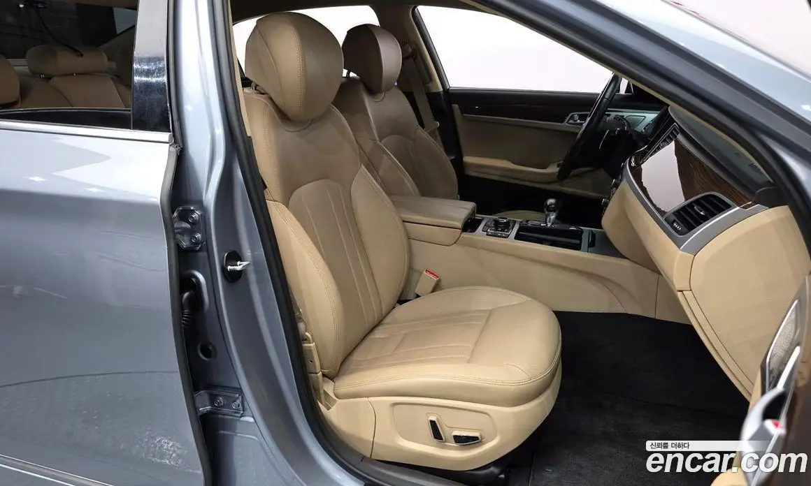 Genesis G80 2016 3.3 автомат (гидро), фото 17 Genesis G80 2016 3.3 автомат (гидро), фото 17