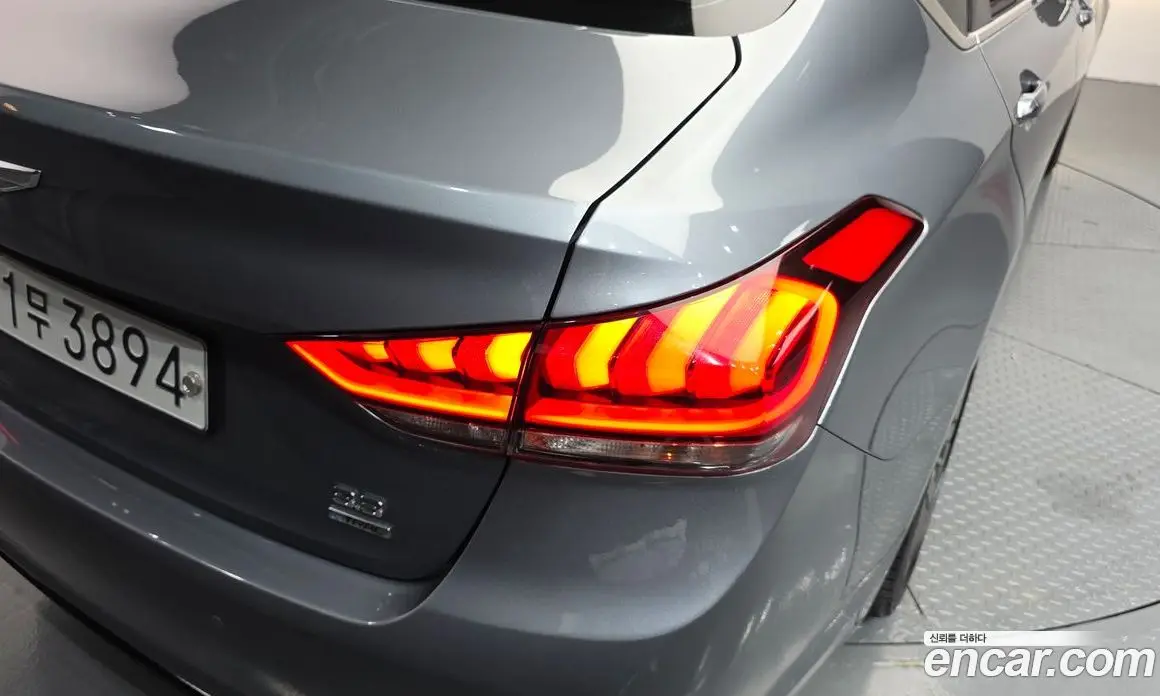Genesis G80 2016 3.3 автомат (гидро), фото 9 Genesis G80 2016 3.3 автомат (гидро), фото 9
