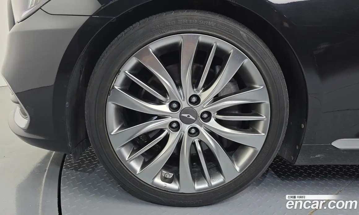 Genesis G80 2018 2.2 автомат (гидро), фото 5 Genesis G80 2018 2.2 автомат (гидро), фото 5