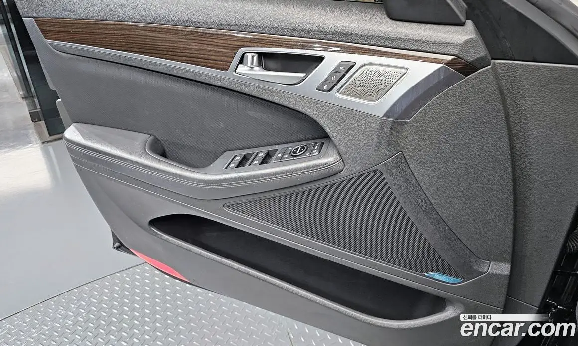 Genesis G80 2019 3.3 автомат (гидро), фото 14 Genesis G80 2019 3.3 автомат (гидро), фото 14