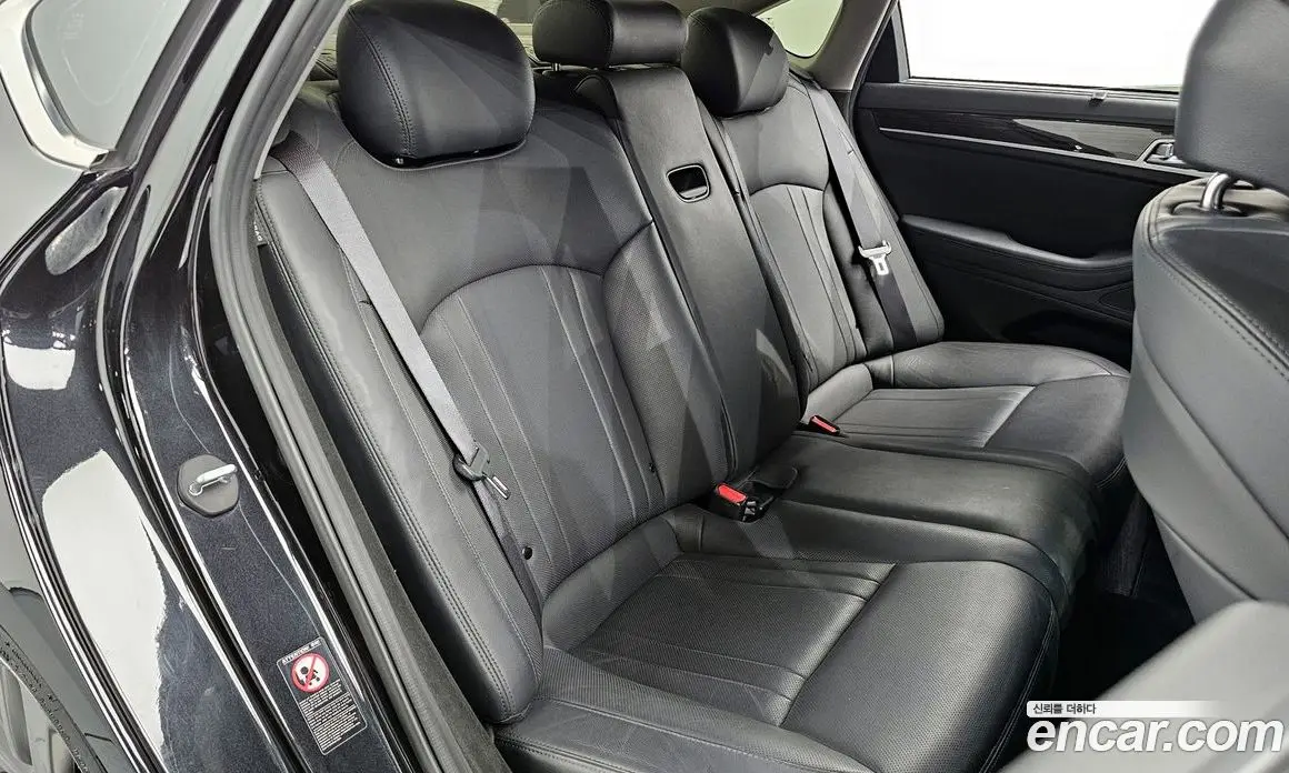 Genesis G80 2019 3.3 автомат (гидро), фото 18 Genesis G80 2019 3.3 автомат (гидро), фото 18