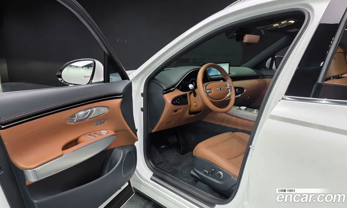 Genesis GV70 2021 2.5 автомат (гидро), фото 13 Genesis GV70 2021 2.5 автомат (гидро), фото 13