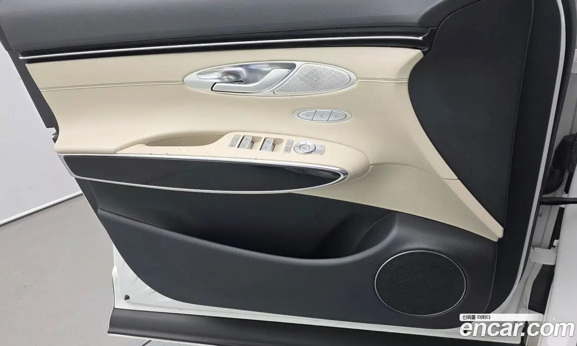 Genesis GV70 2022 2.5 автомат (гидро), фото 14
