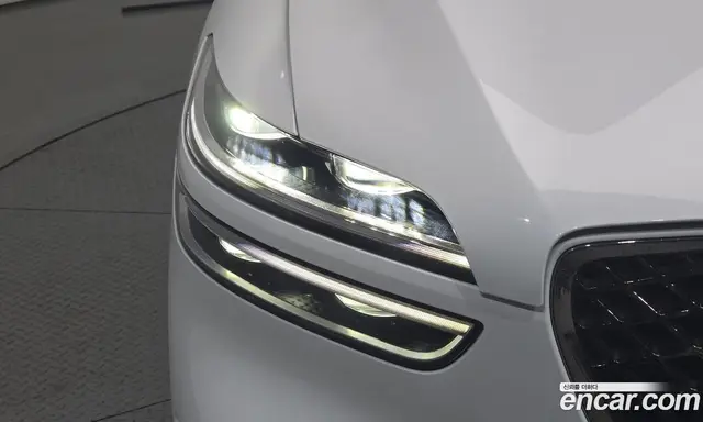 Genesis GV70 2022 2.5 автомат (гидро), миниатюра 8