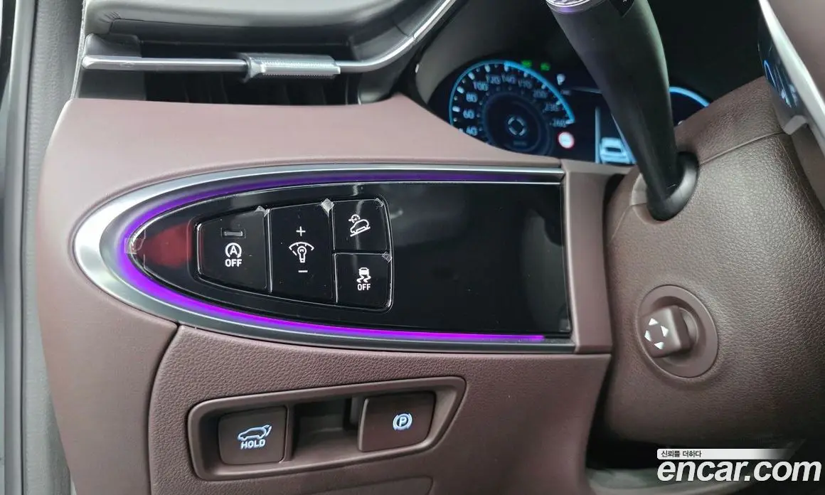 Genesis GV70 2022 2.5 автомат (гидро), фото 18 Genesis GV70 2022 2.5 автомат (гидро), фото 18
