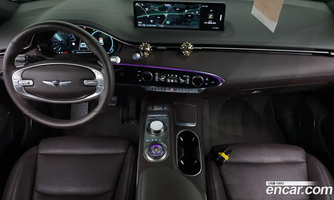 Genesis GV70 2022 2.5 автомат (гидро), фото 10 Genesis GV70 2022 2.5 автомат (гидро), фото 10