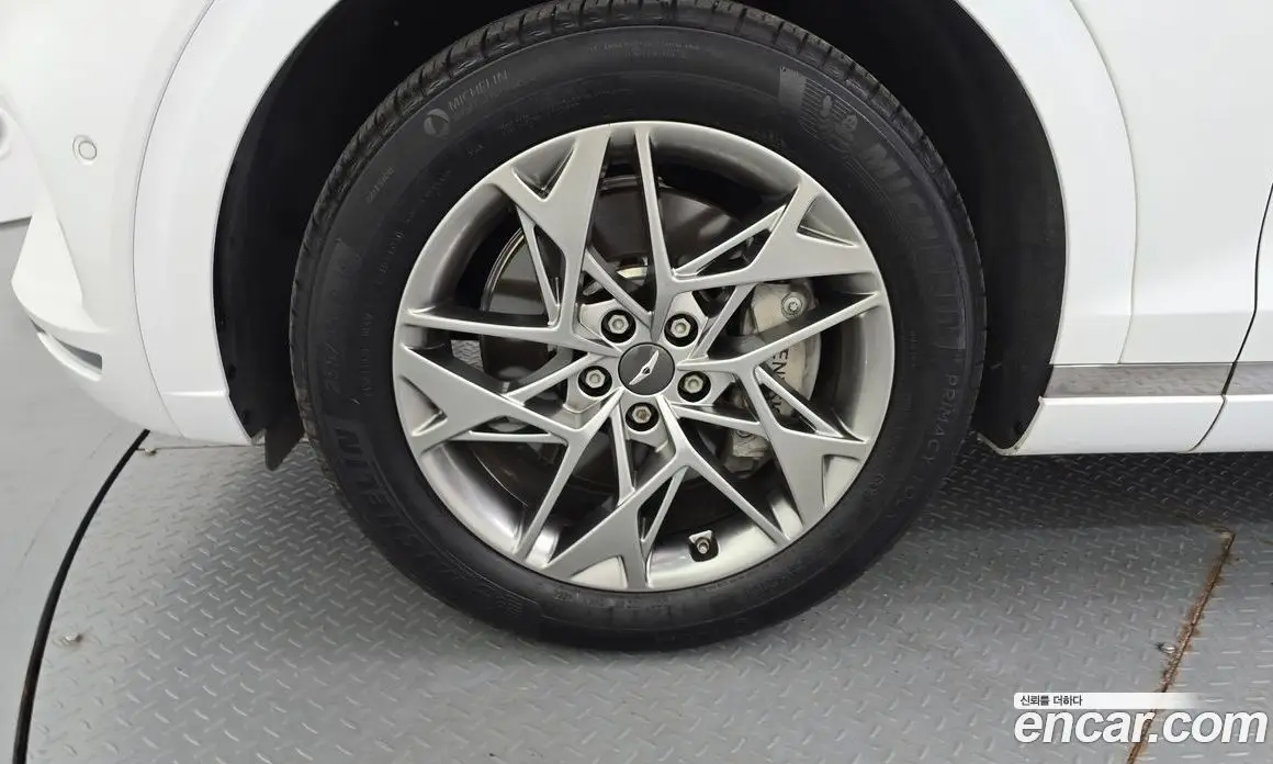 Genesis GV70 2022 2.5 автомат (гидро), фото 5 Genesis GV70 2022 2.5 автомат (гидро), фото 5