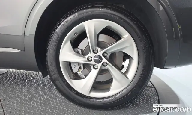 Genesis GV70 2024 2.5 автомат (гидро), миниатюра 7 Genesis GV70 2024 2.5 автомат (гидро), миниатюра 7