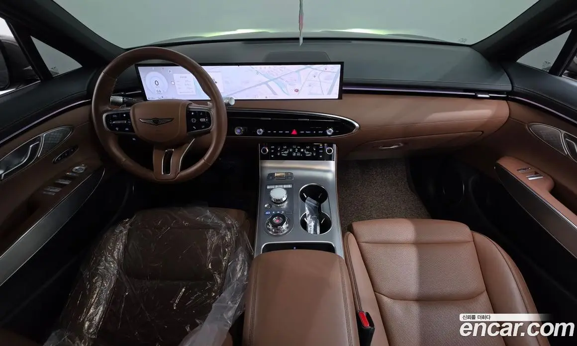 Genesis GV70 2024 2.5 автомат (гидро), фото 10 Genesis GV70 2024 2.5 автомат (гидро), фото 10