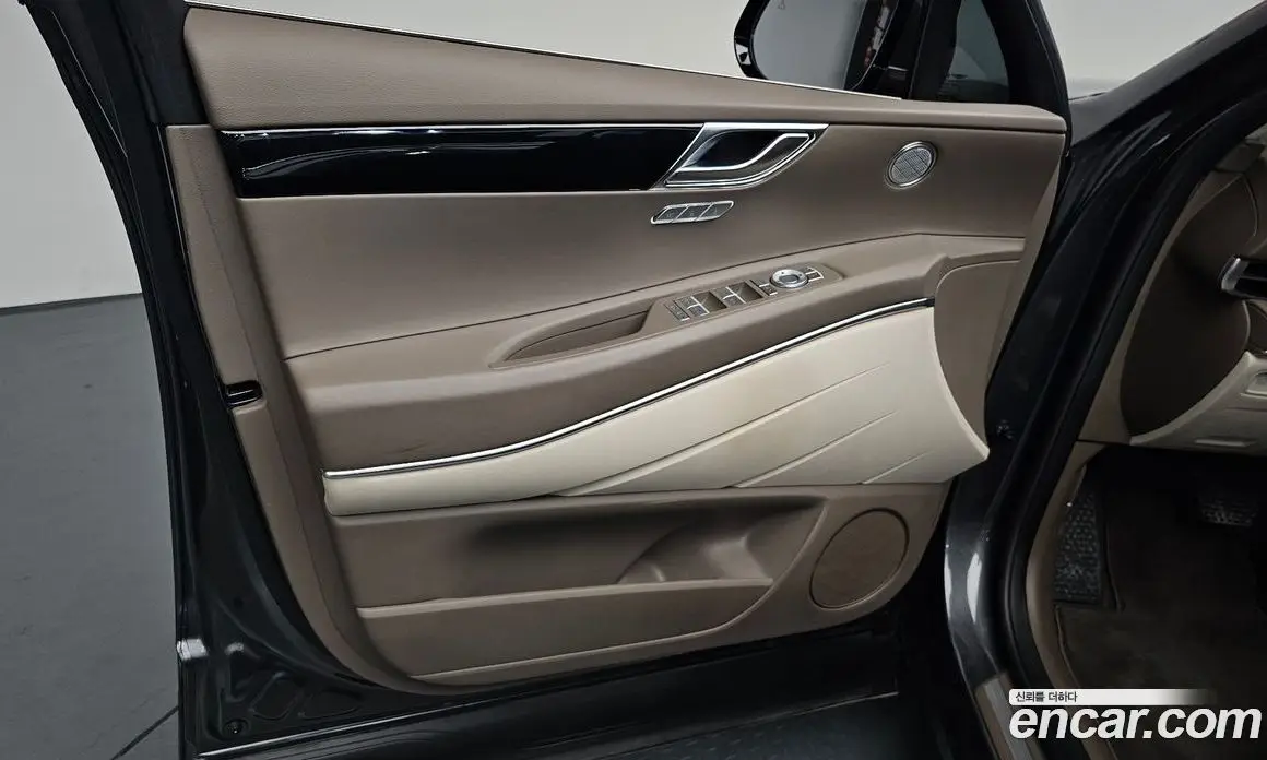 Genesis GV80 2022 2.5 автомат (гидро), фото 14 Genesis GV80 2022 2.5 автомат (гидро), фото 14