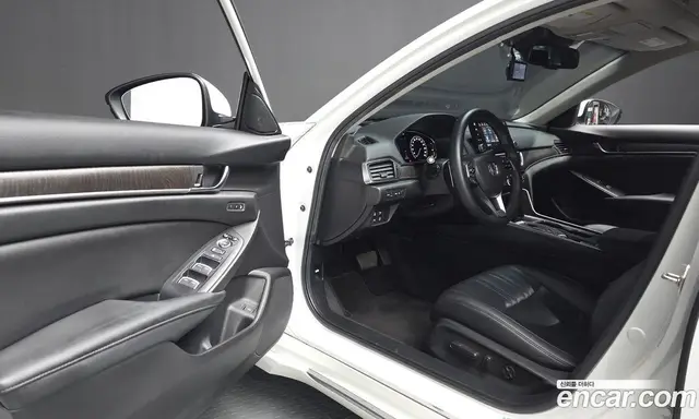 Honda Accord 2019 2.0 автомат (гидро), миниатюра 12