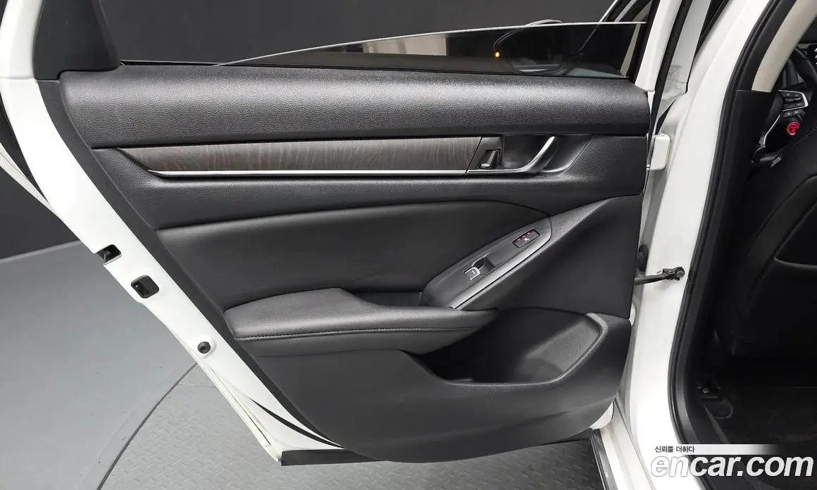Honda Accord 2019 2.0 автомат (гидро), фото 14 Honda Accord 2019 2.0 автомат (гидро), фото 14