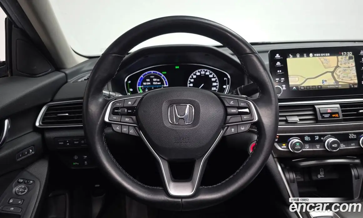 Honda Accord 2019 2.0 автомат (гидро), фото 17