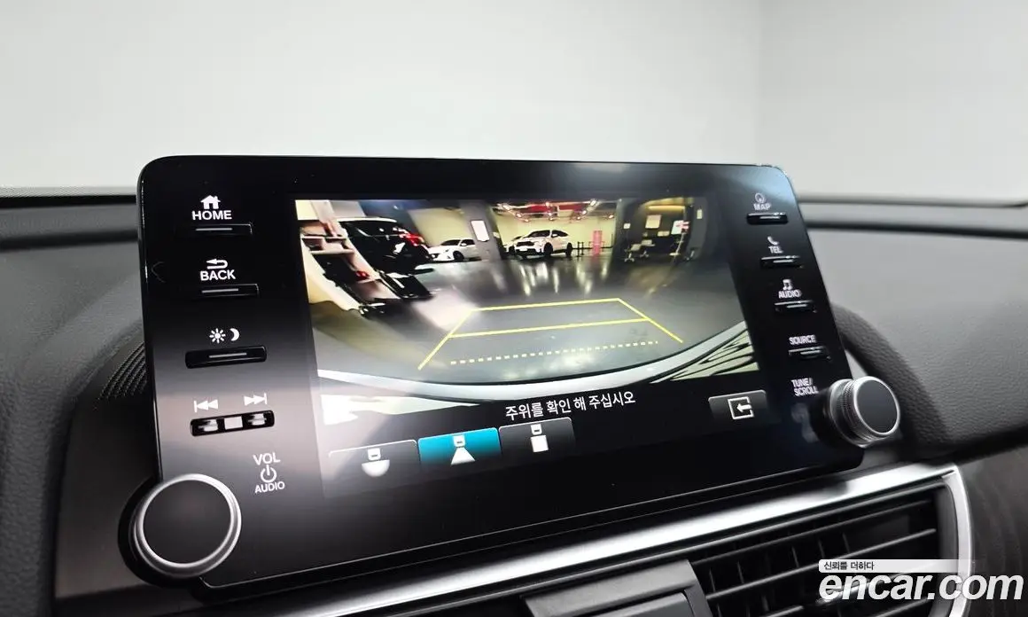 Honda Accord 2019 2.0 автомат (гидро), фото 19