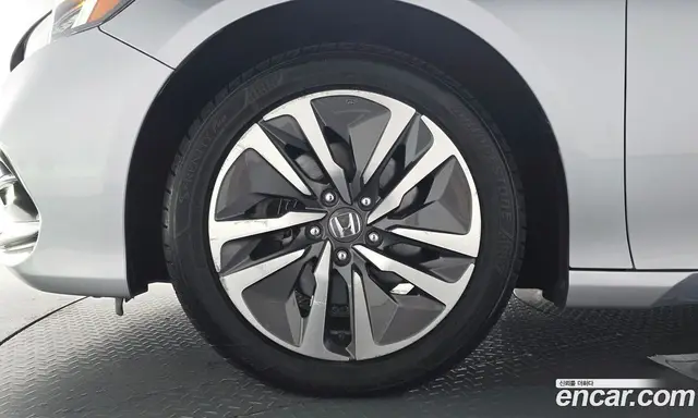 Honda Accord 2019 2.0 автомат (гидро), миниатюра 4