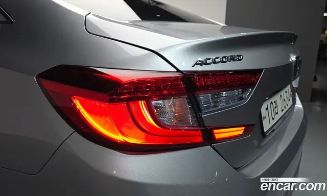 Honda Accord 2019 2.0 автомат (гидро), миниатюра 8