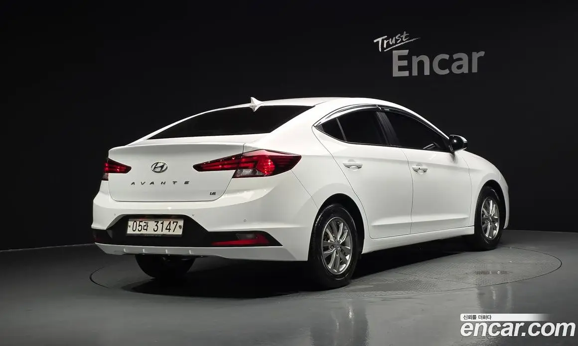 Hyundai Avante 2019 1.6 автомат (гидро), фото 1 Hyundai Avante 2019 1.6 автомат (гидро), фото 1