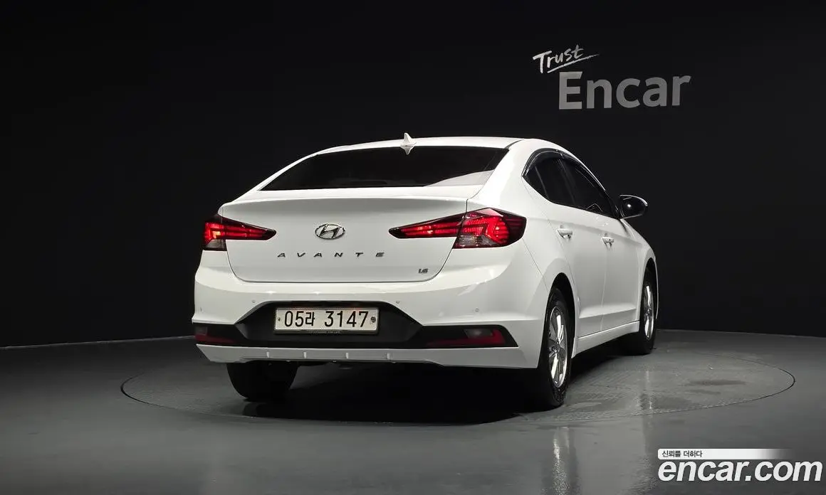 Hyundai Avante 2019 1.6 автомат (гидро), фото 3 Hyundai Avante 2019 1.6 автомат (гидро), фото 3