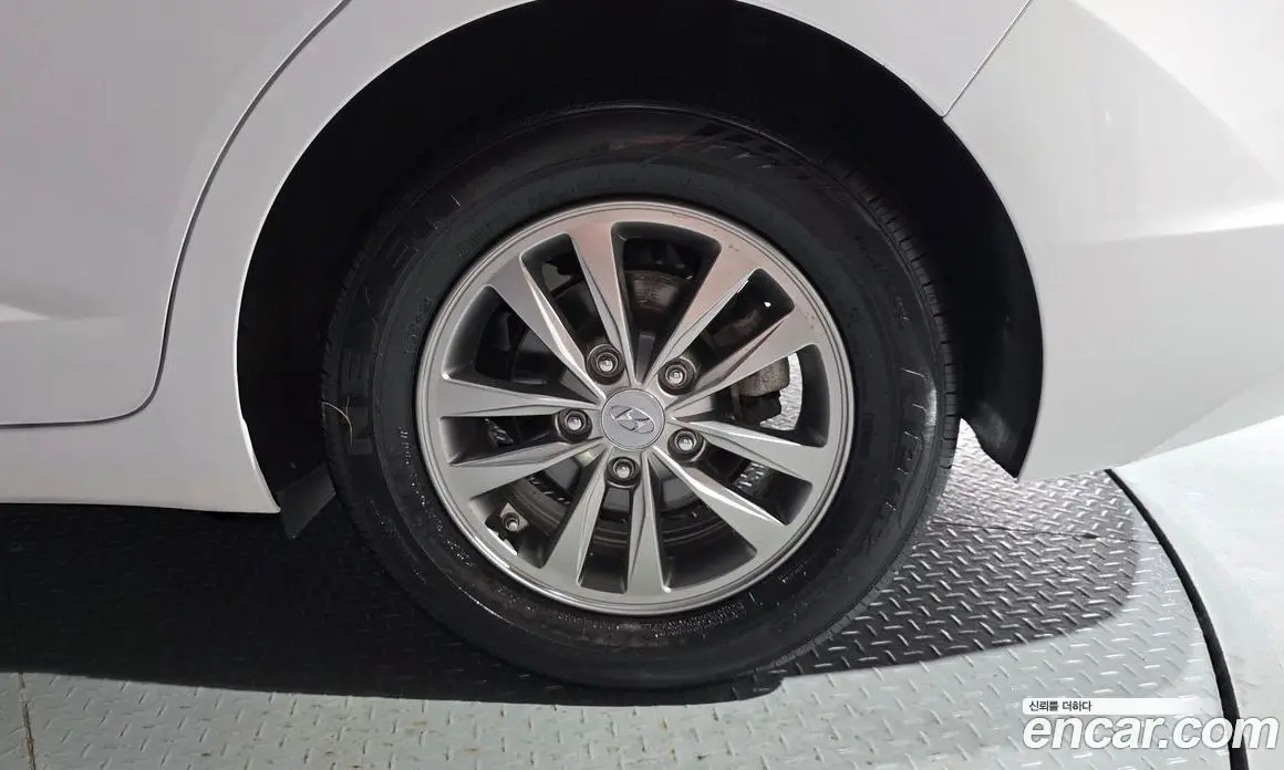 Hyundai Avante 2019 1.6 автомат (гидро), фото 6 Hyundai Avante 2019 1.6 автомат (гидро), фото 6