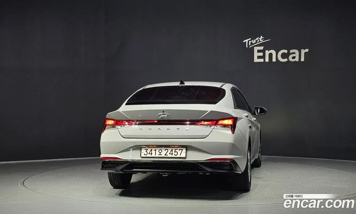 Hyundai Avante 2020 1.6 автомат (гидро), фото 4