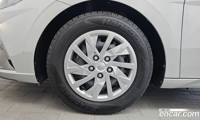 Hyundai Avante 2020 1.6 автомат (гидро), миниатюра 5
