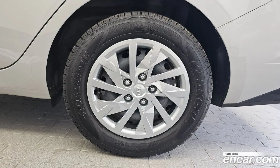Hyundai Avante 2020 1.6 автомат (гидро), фото 7