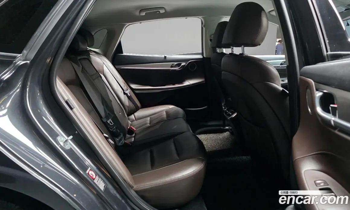 Hyundai Grandeur 2021 2.5 автомат (гидро), фото 17