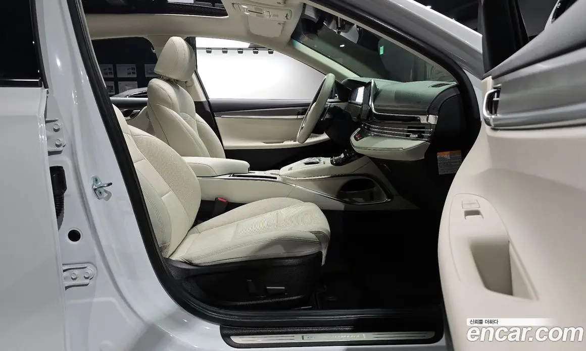 Hyundai Grandeur 2022 2.4 автомат (гидро), фото 16 Hyundai Grandeur 2022 2.4 автомат (гидро), фото 16