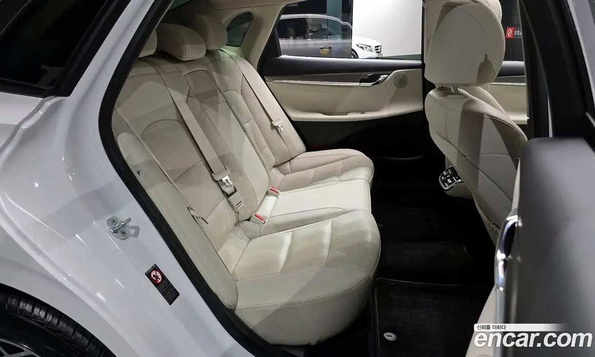 Hyundai Grandeur 2022 2.4 автомат (гидро), фото 17 Hyundai Grandeur 2022 2.4 автомат (гидро), фото 17