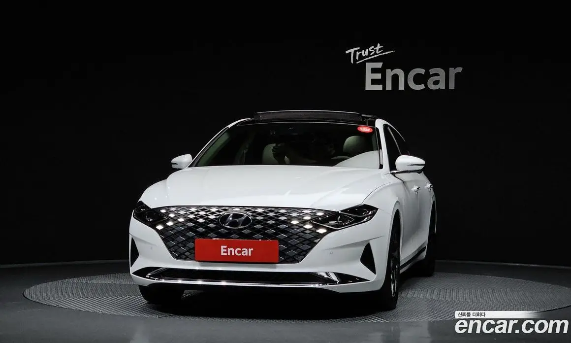 Hyundai Grandeur 2022 2.4 автомат (гидро), фото 3 Hyundai Grandeur 2022 2.4 автомат (гидро), фото 3