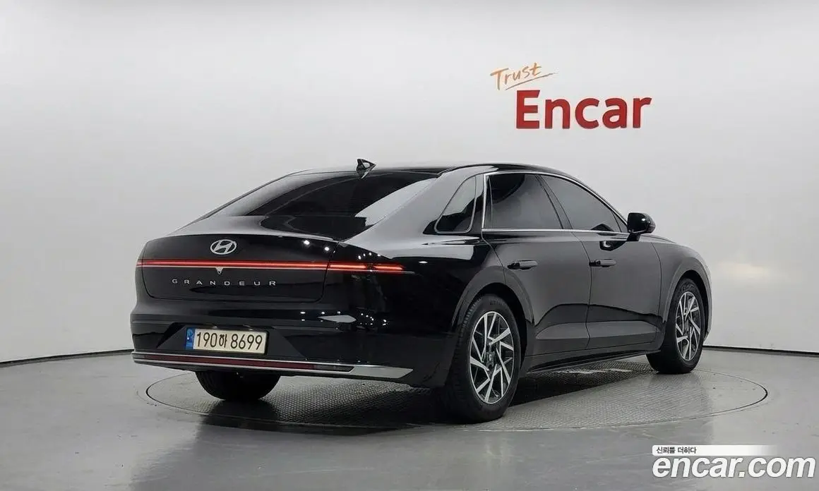 Hyundai Grandeur 2023 2.5 автомат (гидро), фото 2 Hyundai Grandeur 2023 2.5 автомат (гидро), фото 2