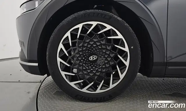 Hyundai Ioniq 5 2023 0.1 автомат (гидро), миниатюра 4 Hyundai Ioniq 5 2023 0.1 автомат (гидро), миниатюра 4