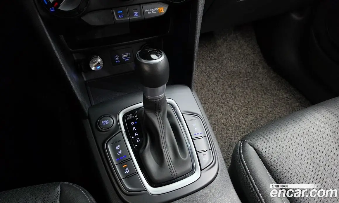 Hyundai Kona 2018 1.6 автомат (гидро), фото 12 Hyundai Kona 2018 1.6 автомат (гидро), фото 12