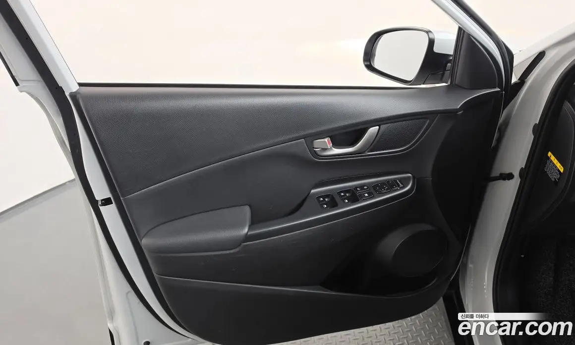 Hyundai Kona 2018 1.6 автомат (гидро), фото 14 Hyundai Kona 2018 1.6 автомат (гидро), фото 14