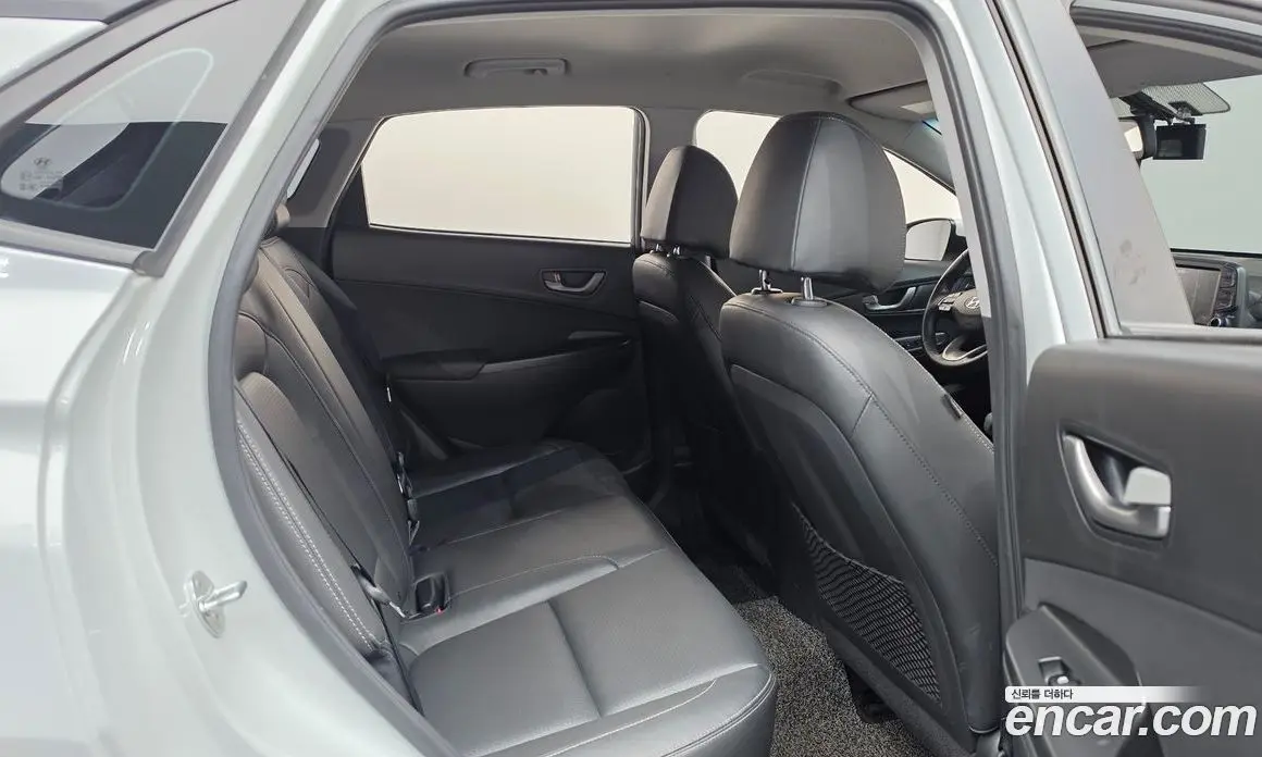Hyundai Kona 2018 1.6 автомат (гидро), фото 17 Hyundai Kona 2018 1.6 автомат (гидро), фото 17