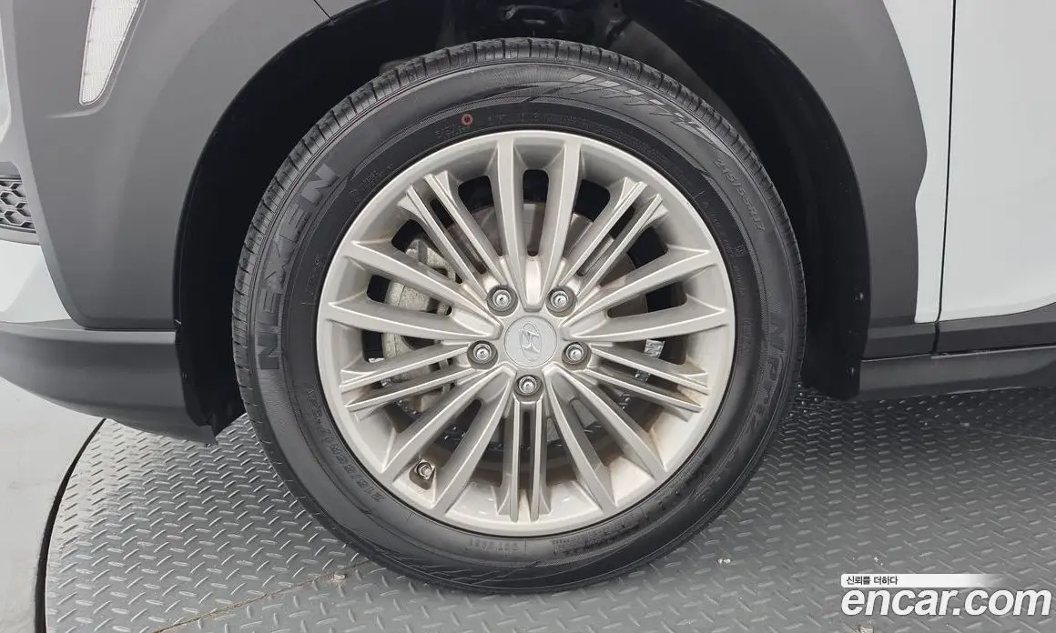 Hyundai Kona 2018 1.6 автомат (гидро), фото 5 Hyundai Kona 2018 1.6 автомат (гидро), фото 5