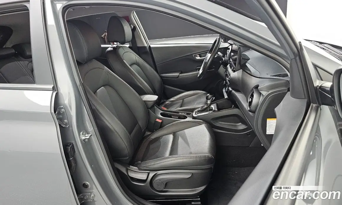 Hyundai Kona 2022 1.6 автомат (гидро), фото 15