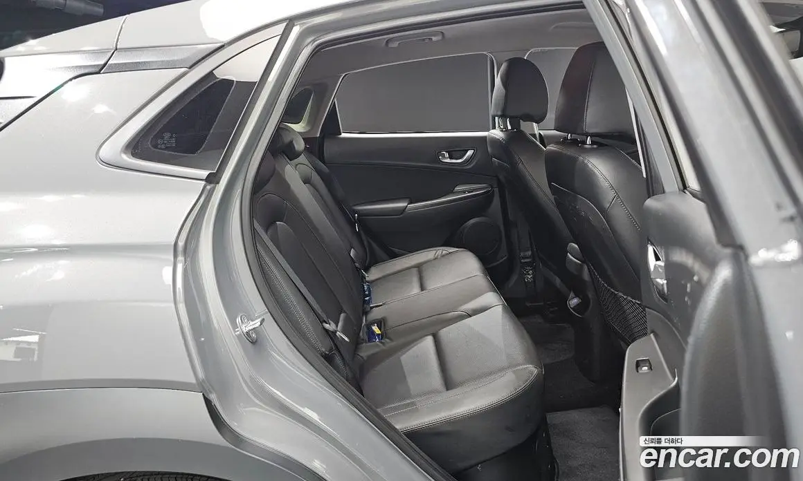 Hyundai Kona 2022 1.6 автомат (гидро), фото 16