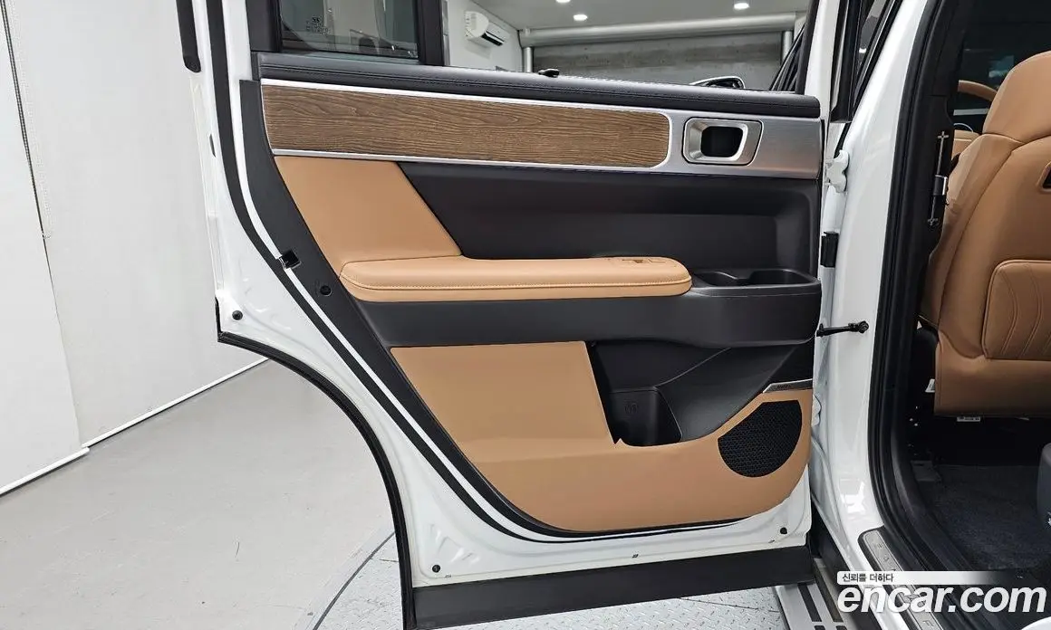 Hyundai Santa Fe 2025 1.6 автомат (гидро), фото 15 Hyundai Santa Fe 2025 1.6 автомат (гидро), фото 15