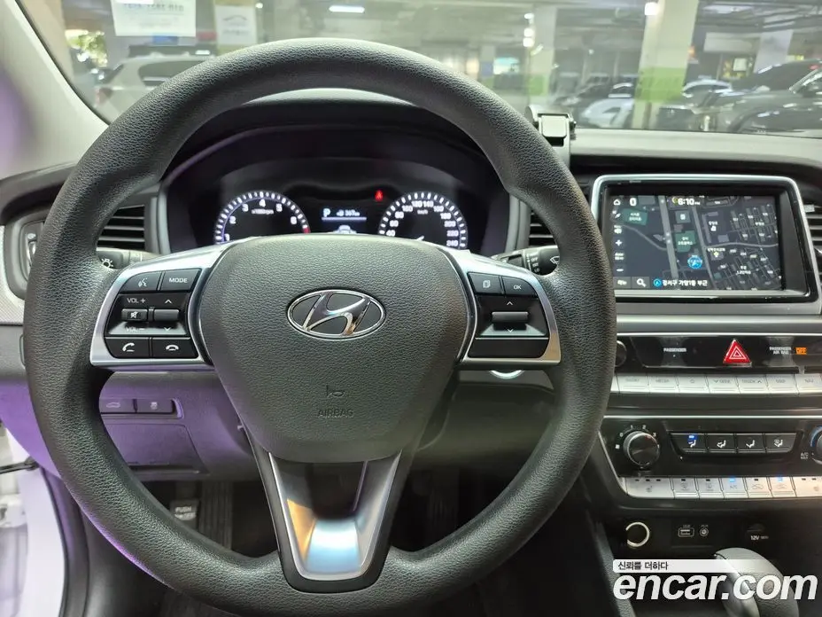Hyundai Sonata 2017 2.0 автомат (гидро), фото 15