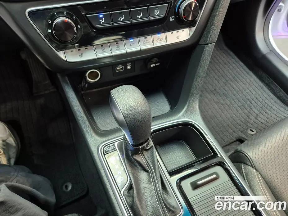 Hyundai Sonata 2017 2.0 автомат (гидро), фото 17