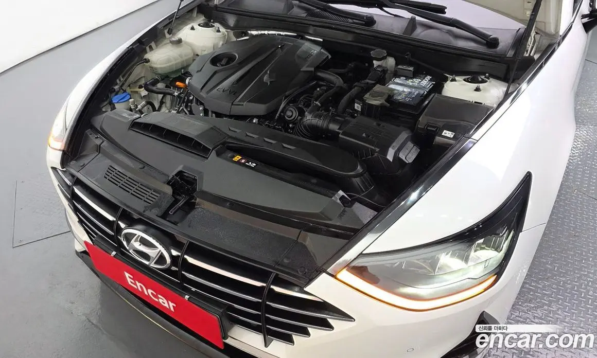 Hyundai Sonata 2019 2.0 автомат (гидро), фото 6